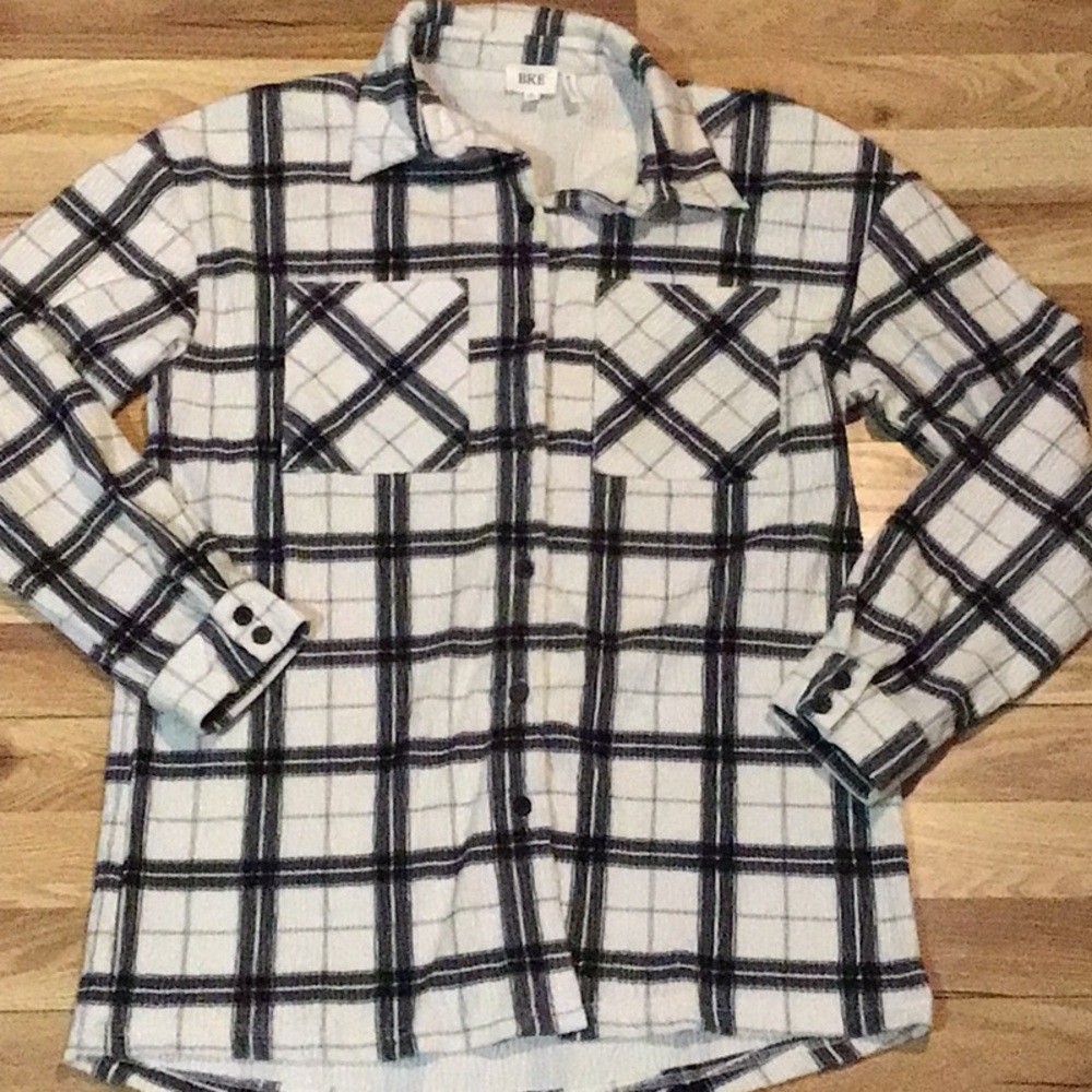 BKE plaid women button down shirt
